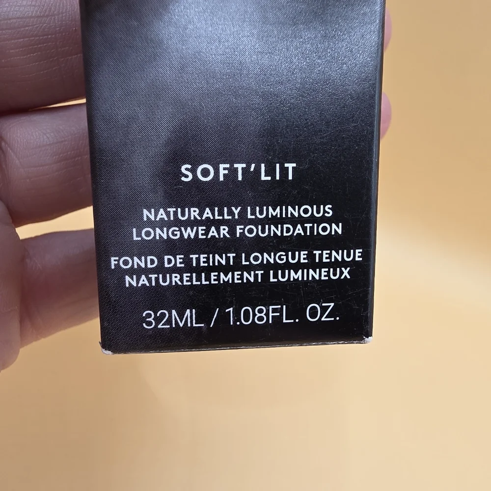 Fenty Beauty by Rihanna Pro Filt'r Soft Matte Longwear Foundation #120